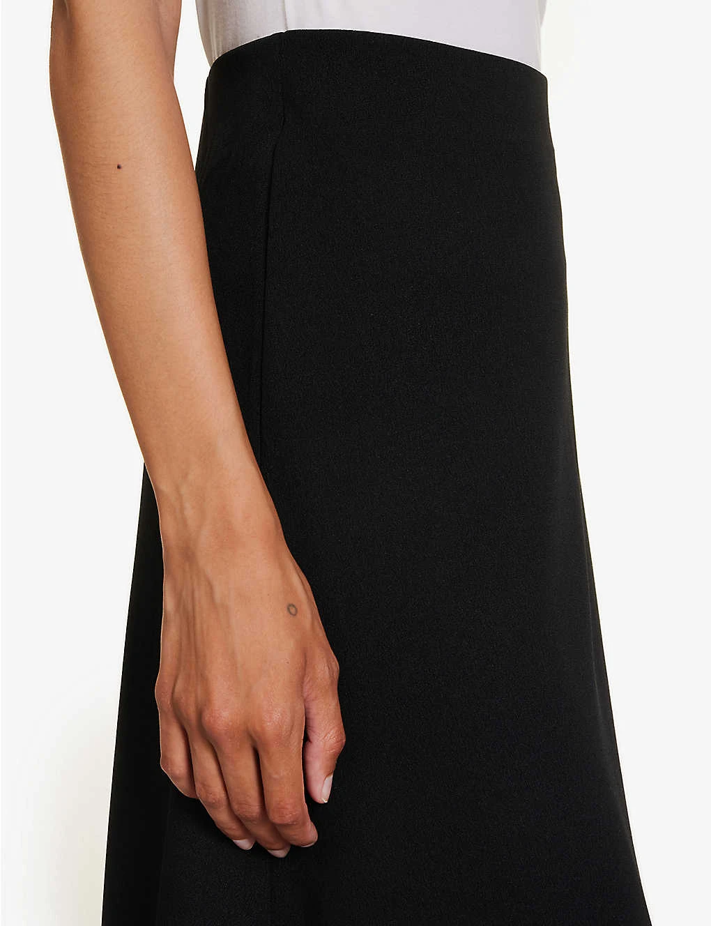 Vince Smocked Mid-rise Woven Midi Skirt 5 Vince Smocked Mid-rise Woven Midi Skirt - Image 5